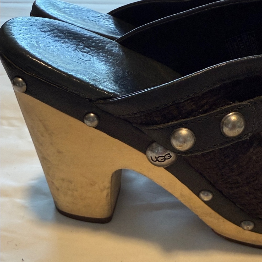 UGG Jolene Leather Platform Clogs with Wooden Heel Black Studded Women's 8 - Picture 6 of 12